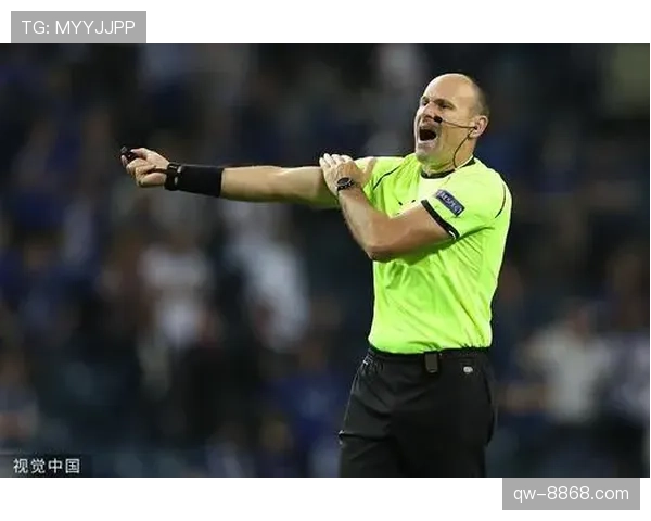 “扩大身体面积”算手球犯规吗？裁判如何判定防守动作的合法性