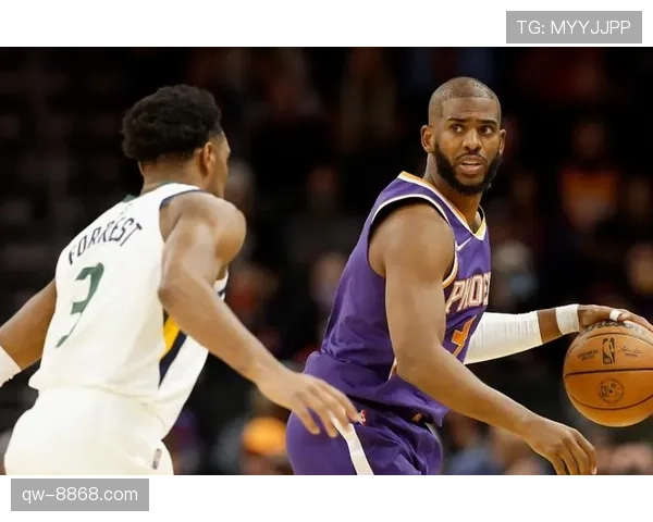 克里斯·保罗挡拆组织助攻提升球队季后赛关键时刻效率