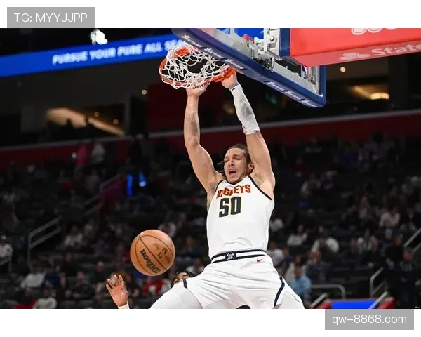 戈登突破制造多次关键得分提升球队终结力