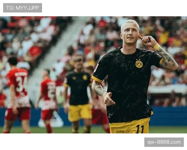 多特蒙德防线频繁被打穿，站位漏洞显现对赛季防守稳定性造成考验